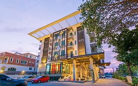 โคราปุระ รีสอร์ท